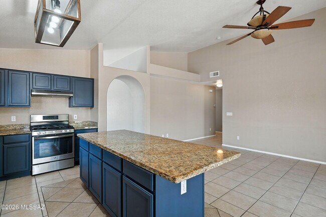 Building Photo - 7997 E Snakeroot Dr