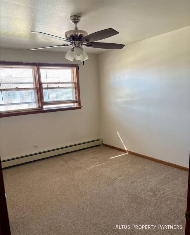 Building Photo - 17385 70th Ave