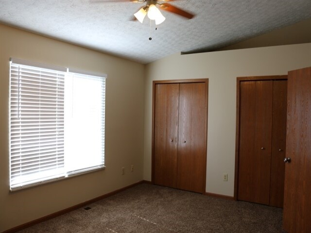 Building Photo - 2545 Willowgate Rd