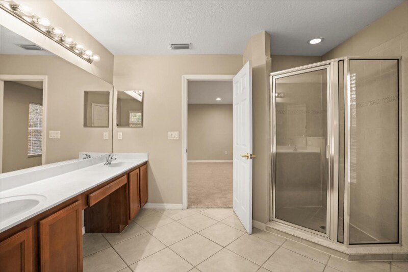 Building Photo - 14214 Prunningwood Pl