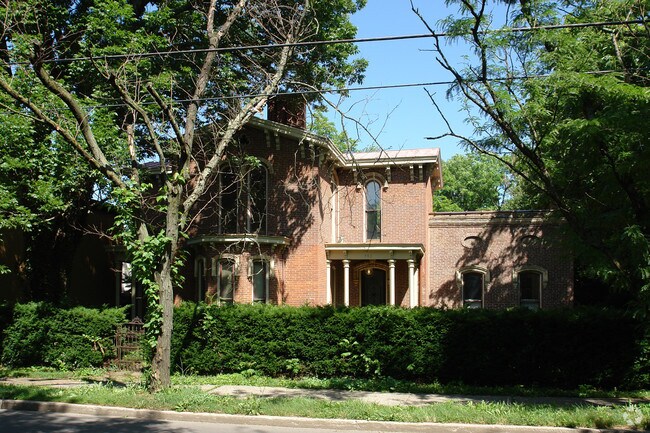Primary Photo - 343 S Upper St