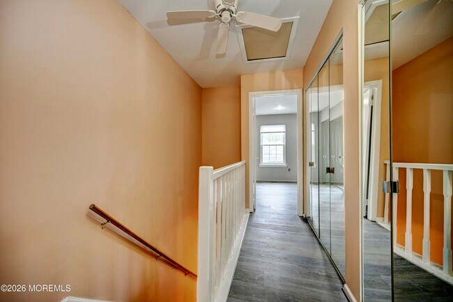 Building Photo - 28 Morgan Pl