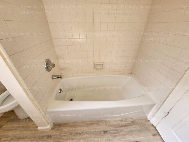 Building Photo - 3 bedroom/ 2 bath house near Pacheco Rd/ A...
