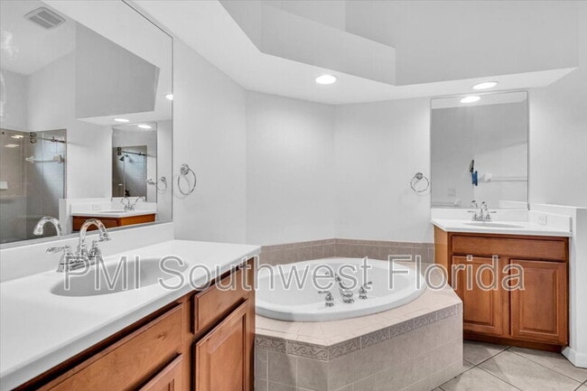 Building Photo - 6393 Rookery Cir