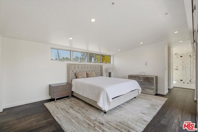 Building Photo - 483 Carroll Canal Ct