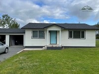 Building Photo - UPDATED 2 Bedroom, 1 Bathroom Home in Lowell