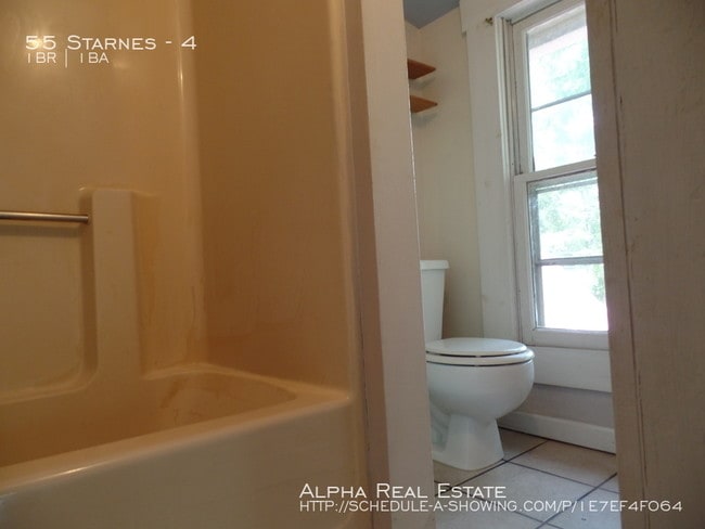 Building Photo - 55 Starnes