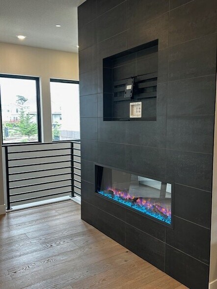 Fireplace - 137 8th St