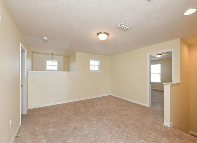 Building Photo - 2948 Oriole Dr