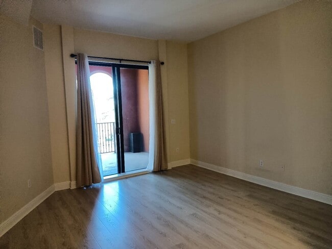 Building Photo - 8010 Via Sardinia Way