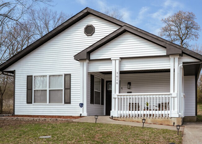 Building Photo - 3616 Wayne Ave