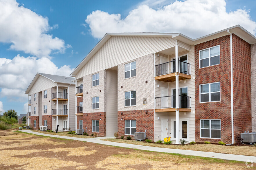 Building Photo - Oakdale Apartments