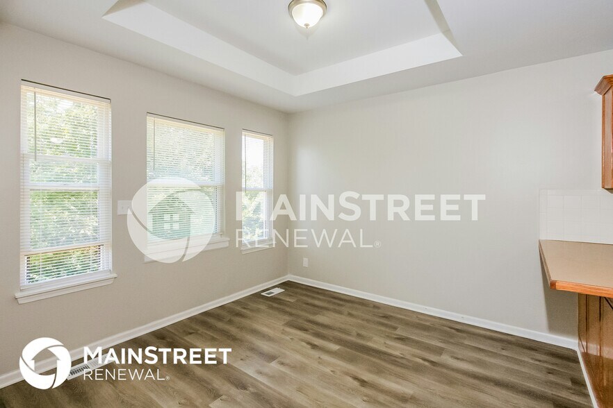 Building Photo - 11210 N Ditman Ave