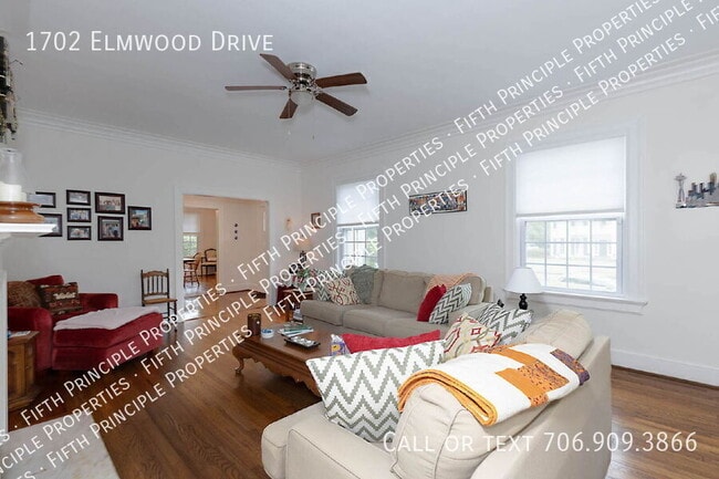 Building Photo - 1702 Elmwood Dr