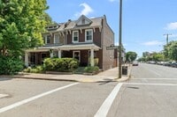 Building Photo - Classic Fan Rowhome for Lease