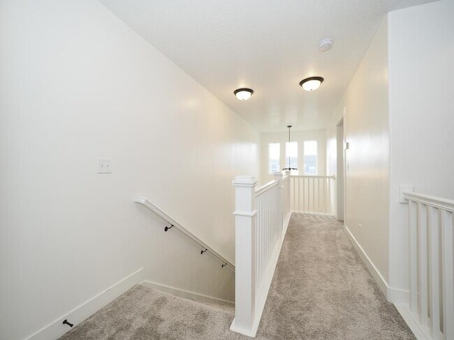 Building Photo - 3659 W 1650 N