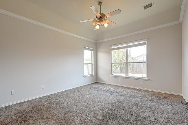 Building Photo - 24602 Forest Canopy Dr