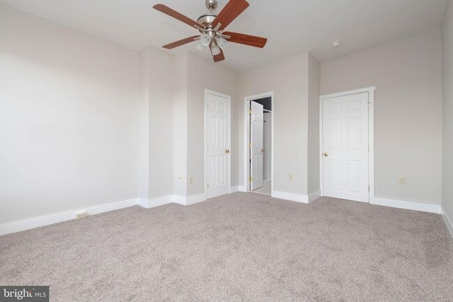 Building Photo - 224 N Milton Ave