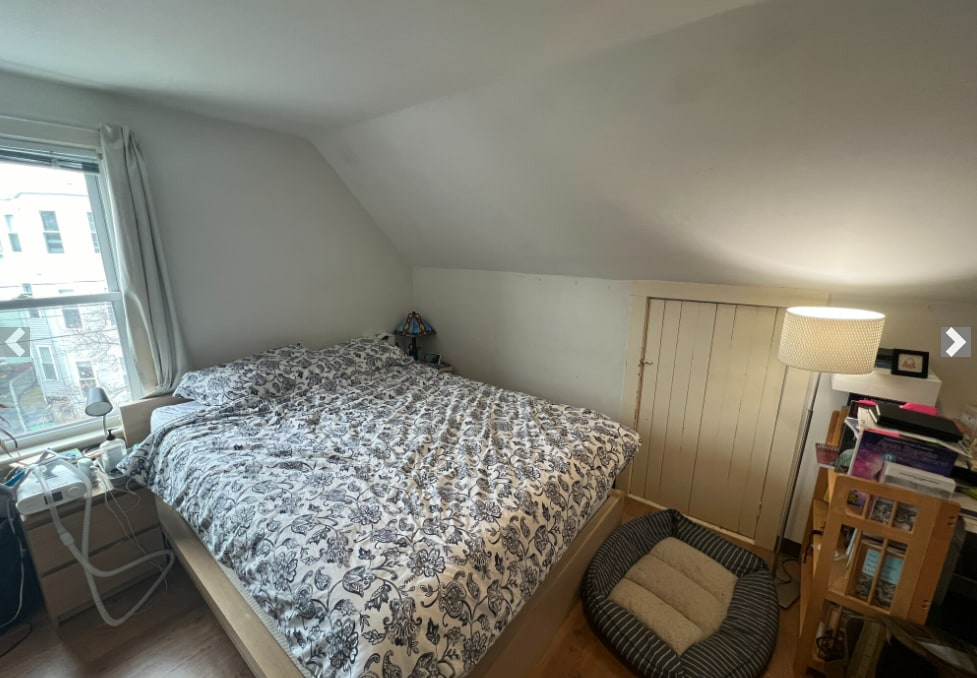 Building Photo - 10 Jay St