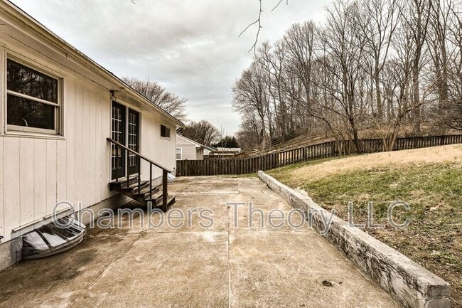 Building Photo - 6607 Berkshire Dr