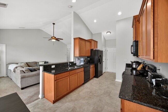 Building Photo - 7736 Kinston St