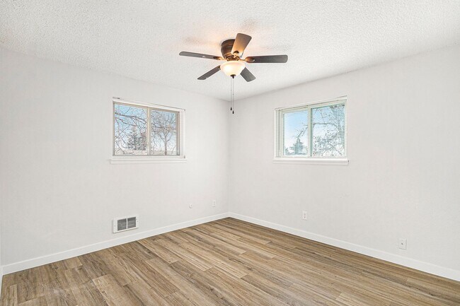 Building Photo - Pecos9881