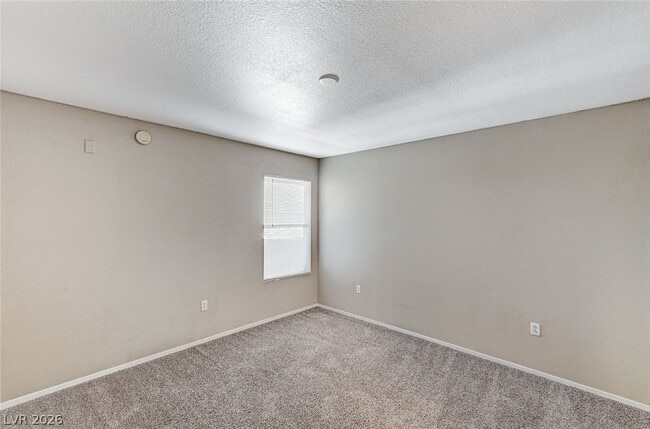 Building Photo - 555 E Silverado Ranch Blvd