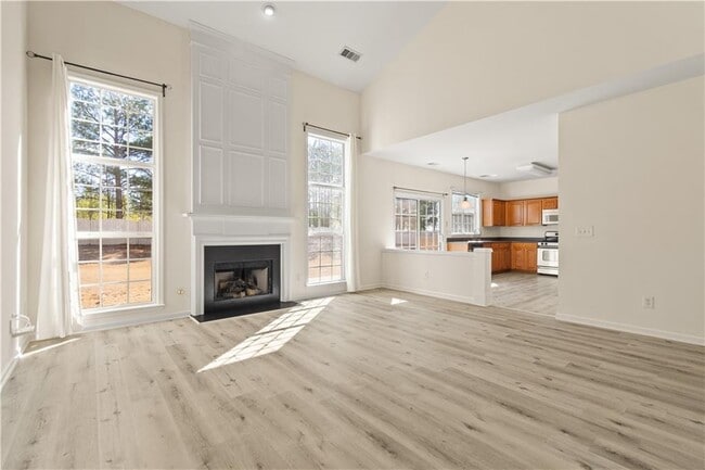 Building Photo - 915 Wendlebury Ct