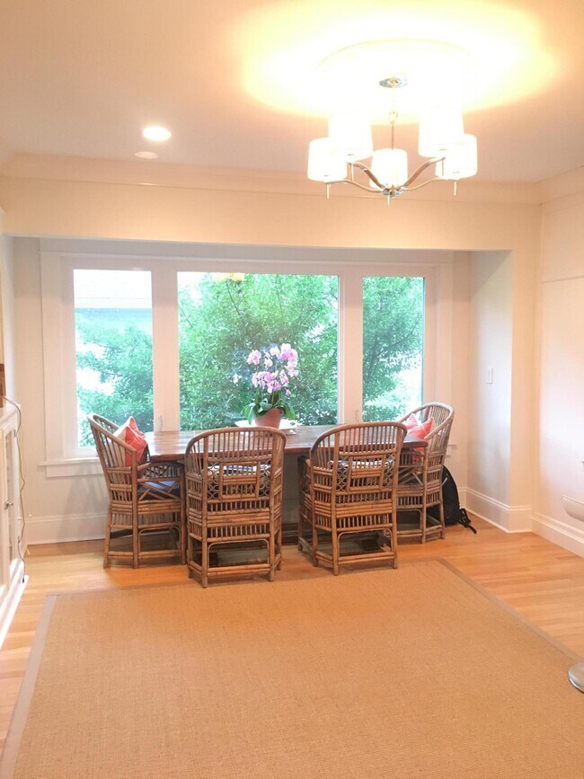 Building Photo - 5 Oakland Terrace
