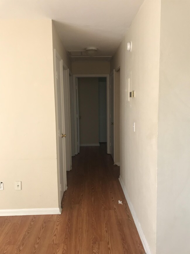 Building Photo - 2944 Jackson St