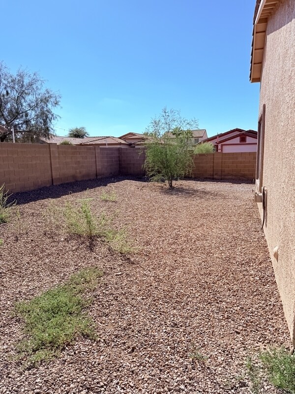 Building Photo - 11793 W Barley Dr
