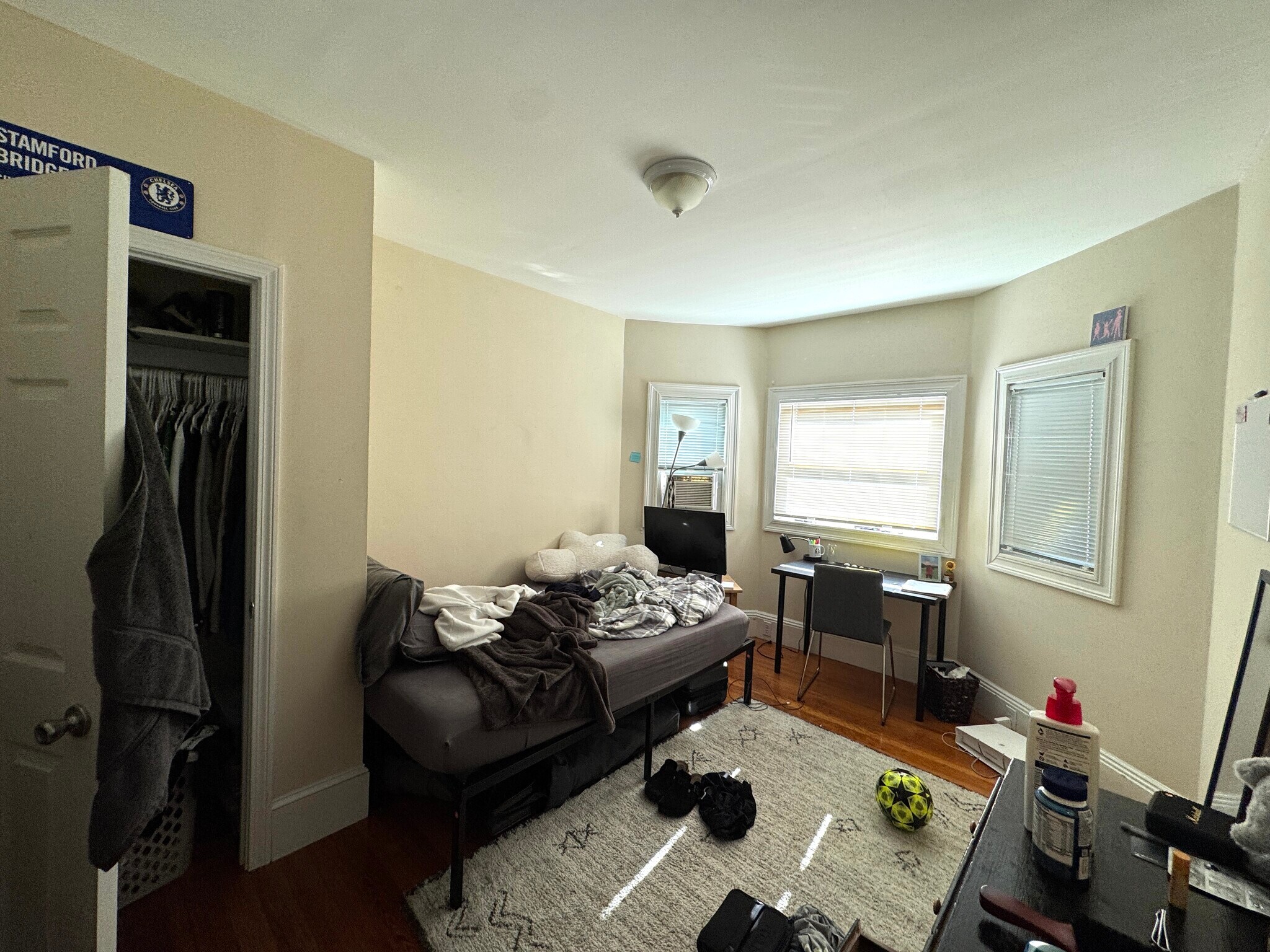 Building Photo - 258 Boston Ave