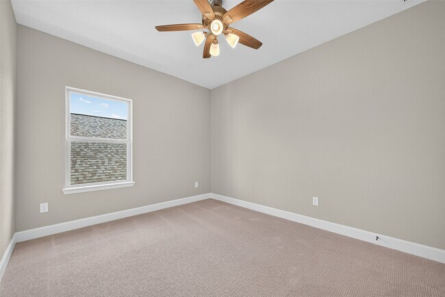Building Photo - 161 Ginger Garlic Lp