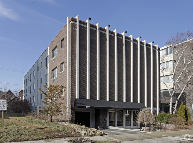 Building Photo - The Cambridge Place