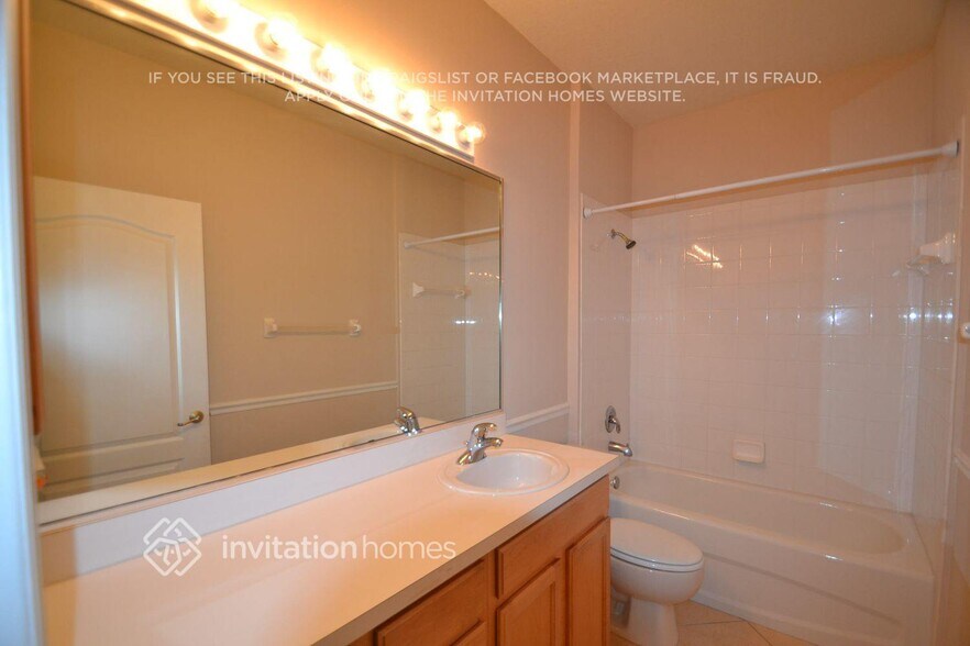Building Photo - 8819 Haven Harbour Way