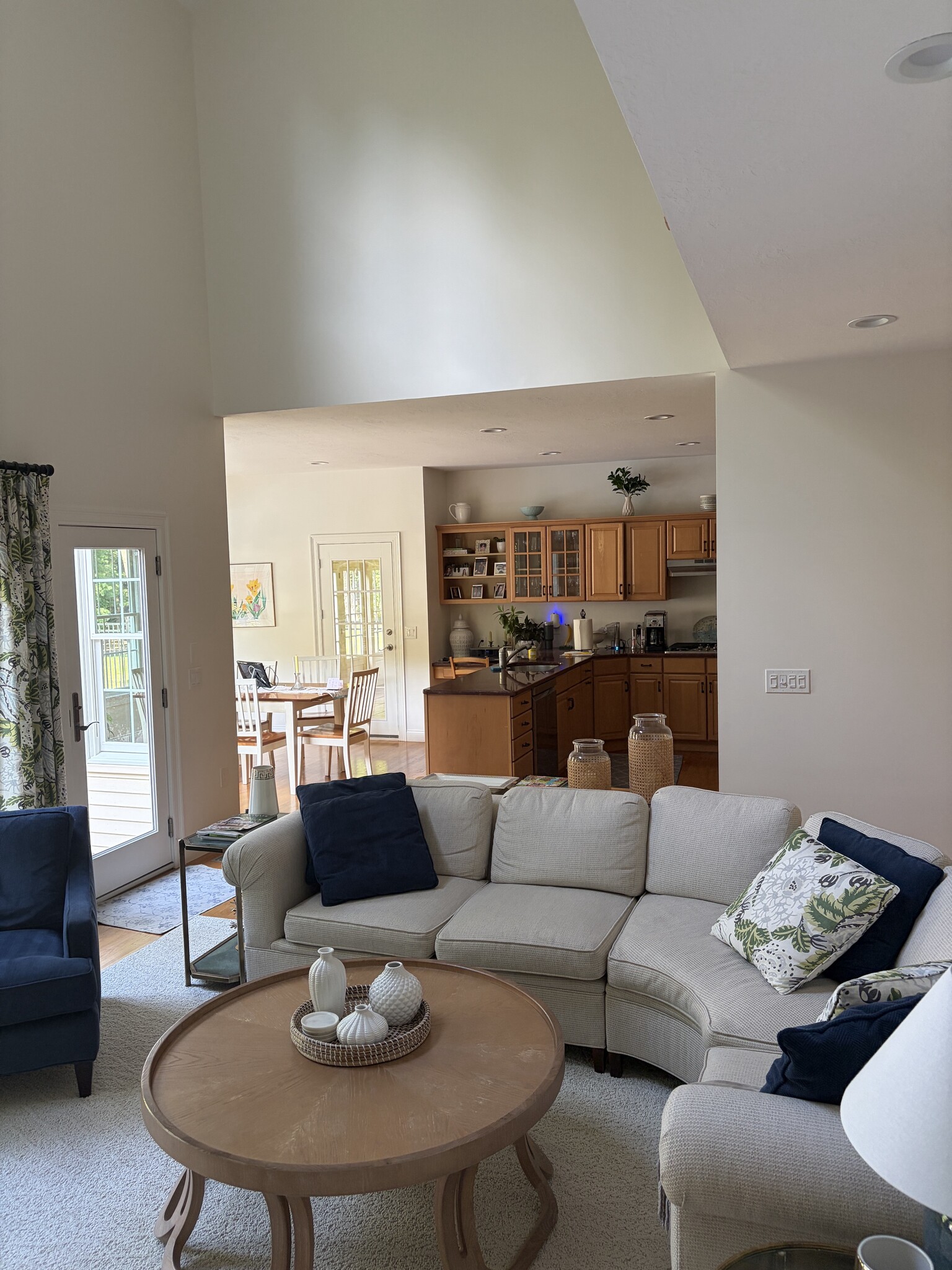Living room and Kitchen - 10 Bartley Dr