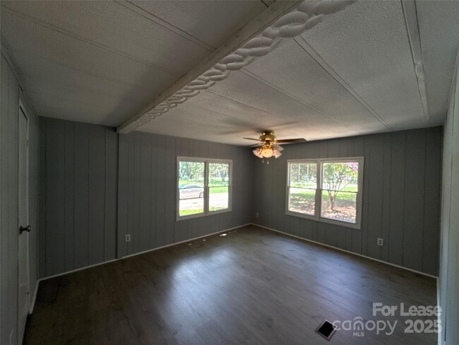 Building Photo - 5248 Montana Cir NW