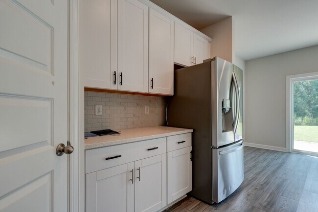 Building Photo - 123 Mainsail Wy