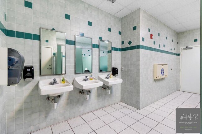 Building Photo - 926 Quincy St