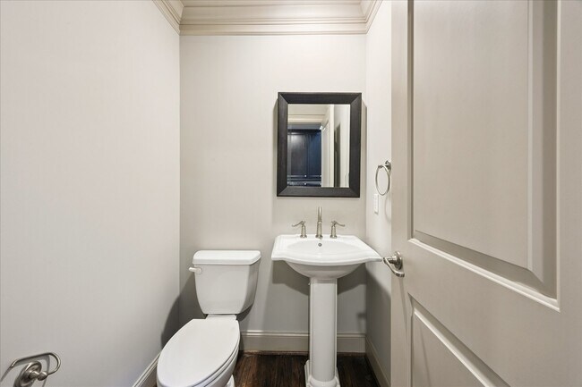 Building Photo - 4004 Feagan St