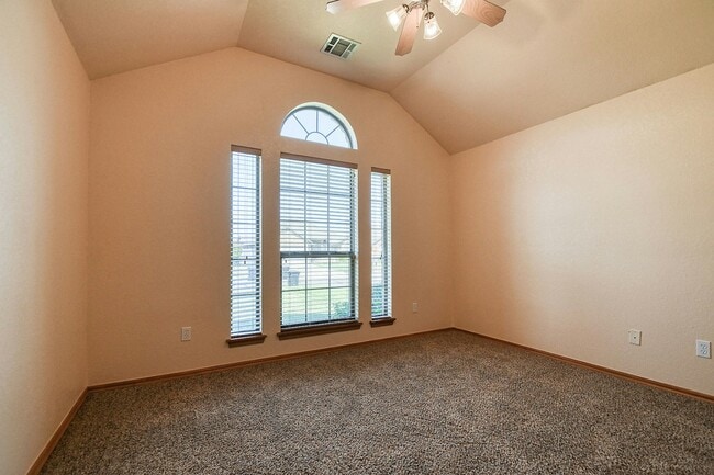 Building Photo - 1628 SW 31st Terrace