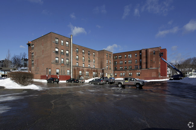 Primary Photo - Hotel Raymond Apartments