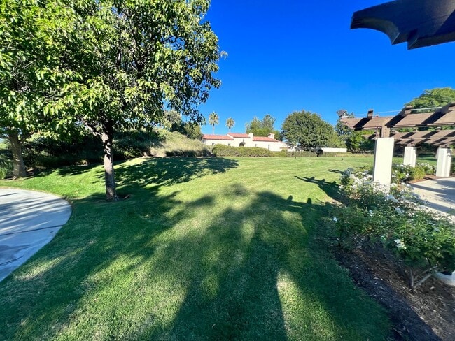 Building Photo - Woodland 3 Bedroom Home for Rent in Valencia!