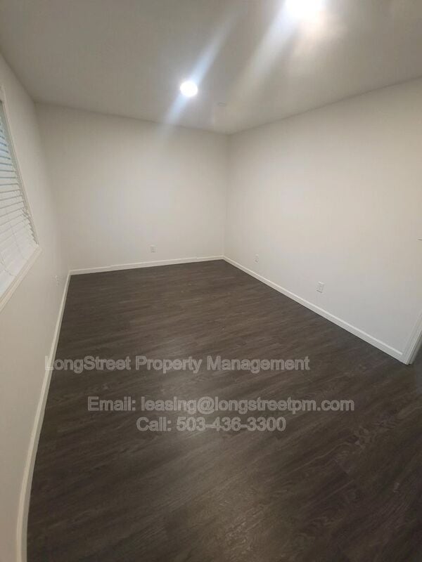 Building Photo - 4516 SE 65th Ave