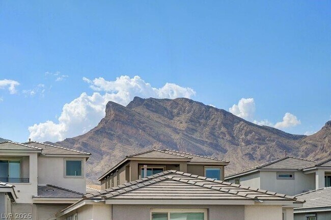 Building Photo - 1550 Rock Kestrel St