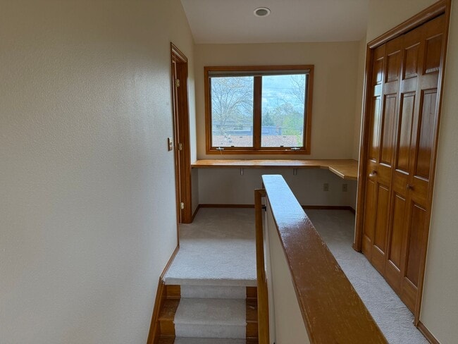 Building Photo - Perfect Table Mesa Family Home with Fully ...