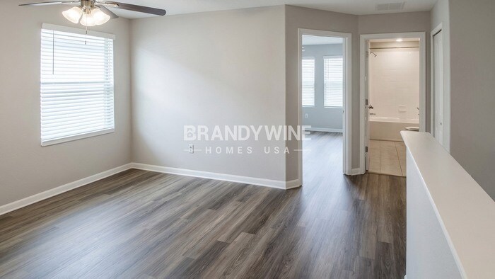 Building Photo - 5573 Mercado Dr