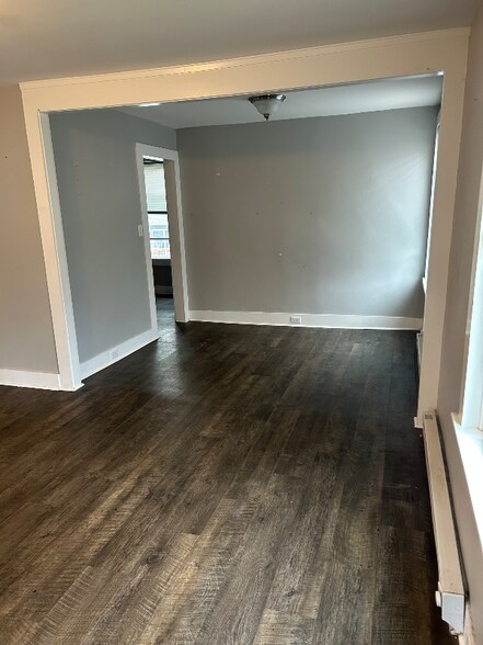 Building Photo - 55 Railroad Ave