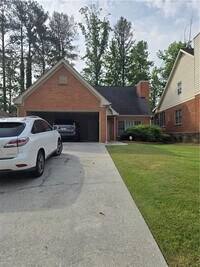 Building Photo - 4534 Driftwater Rd