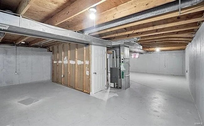 Building Photo - Coming Soon St Peters Area